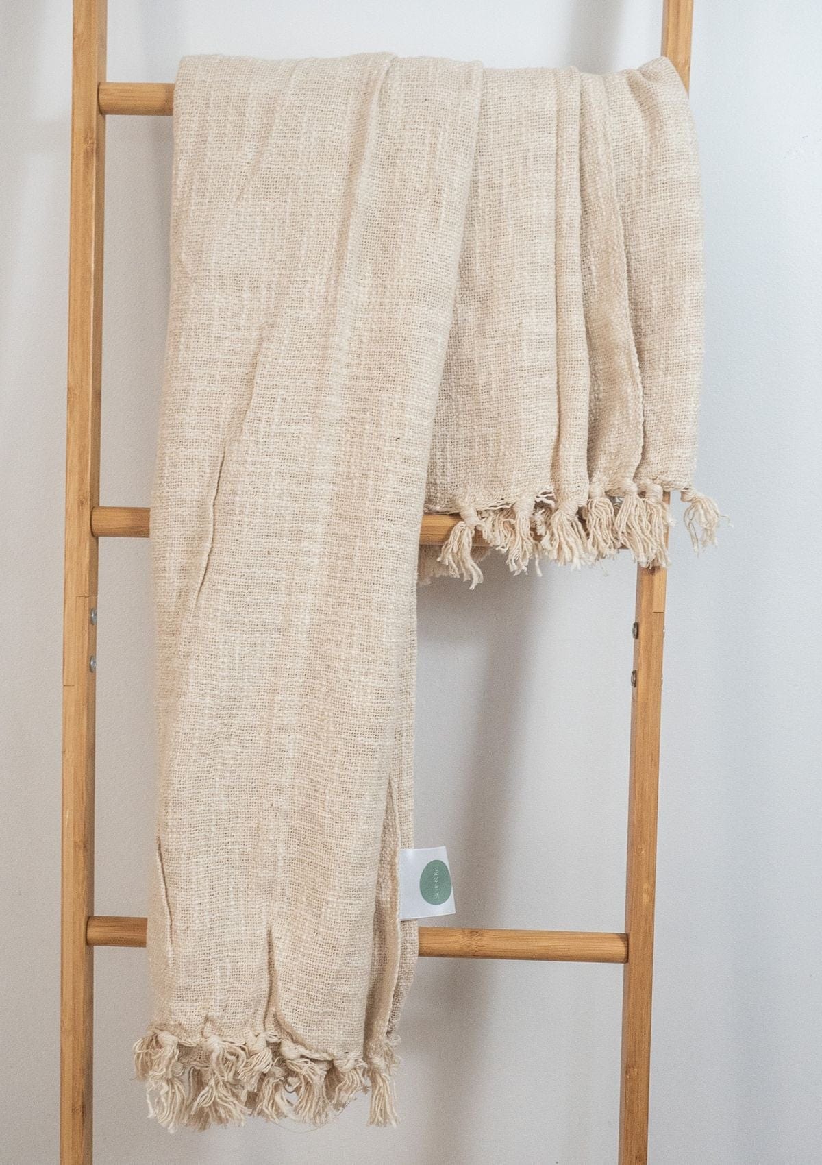 Creme Throw – Scar & Ko