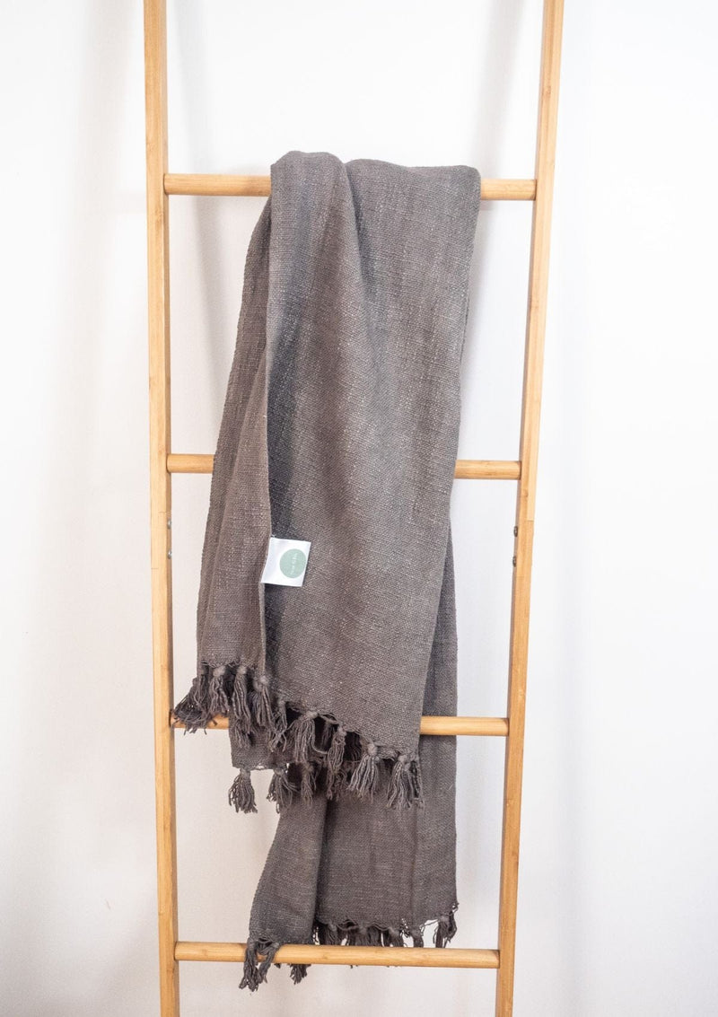 Grey Ash Throw - Scar & Ko