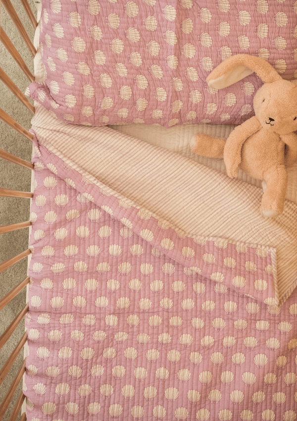 Lavender Shells Cot Quilt - Scar & Ko