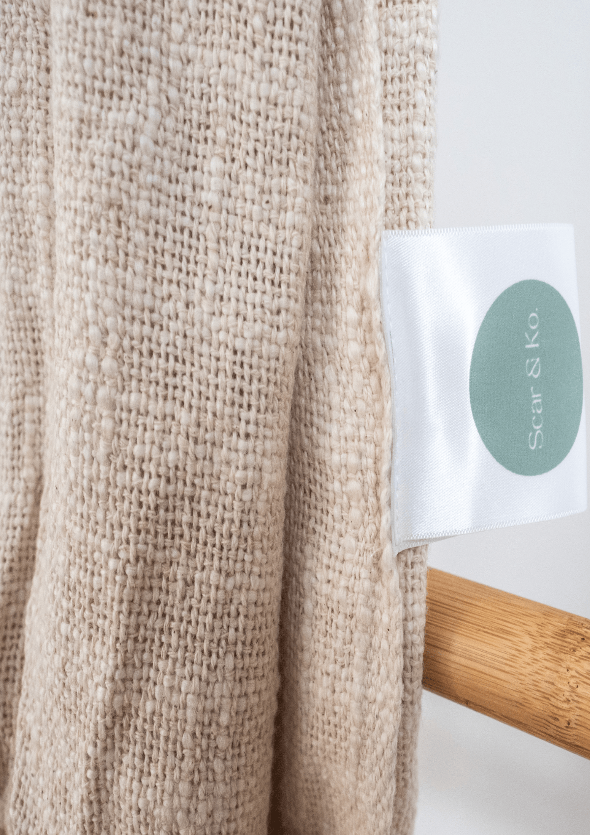 Oatmeal Throw – Scar & Ko